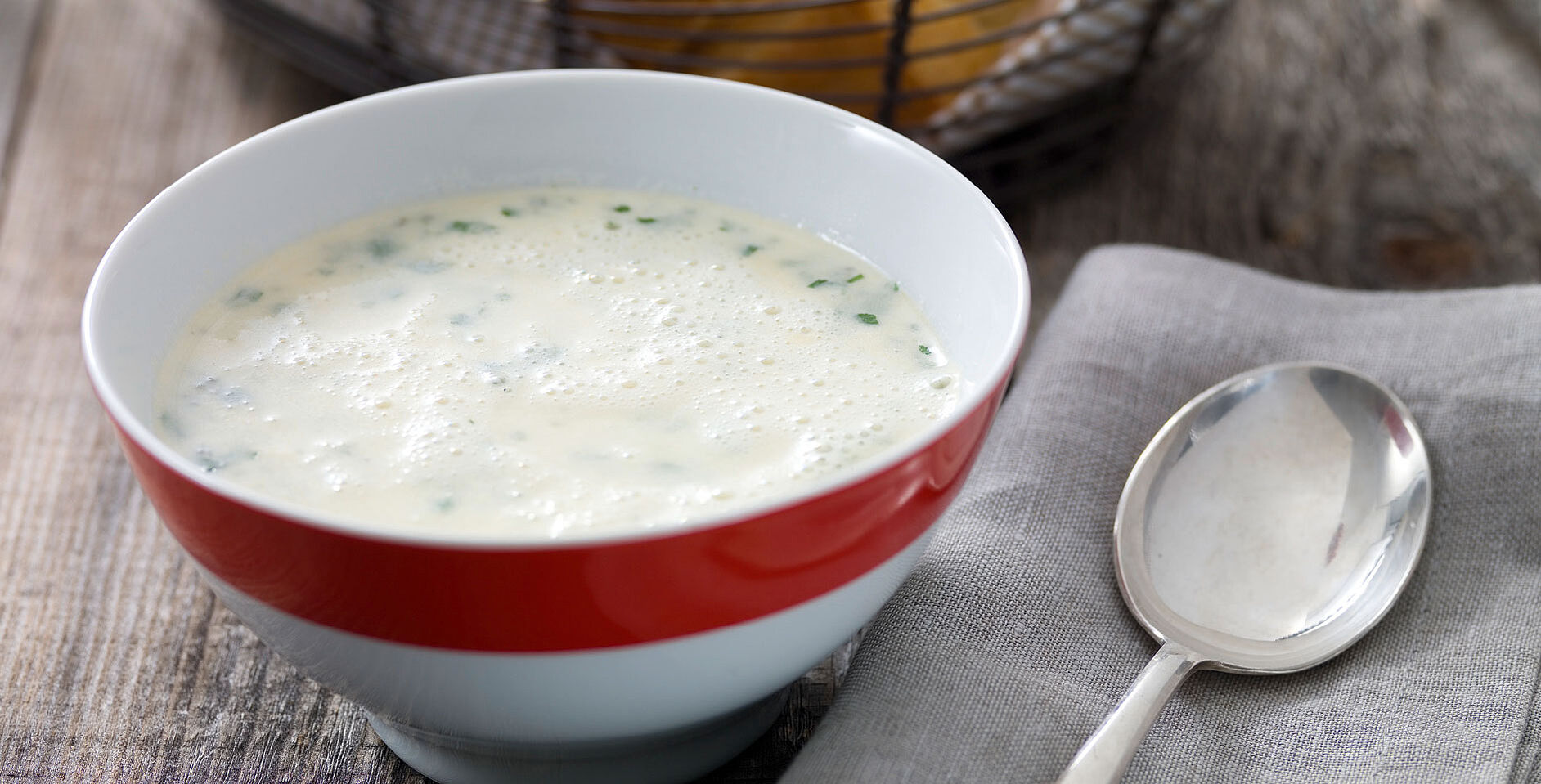Kräutersuppe